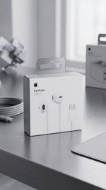 Apple EarPods with USB-C Connector – Wired Earphones with Mic & Remote