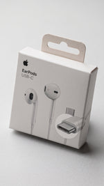 Apple EarPods with USB-C Connector – Wired Earphones with Mic & Remote