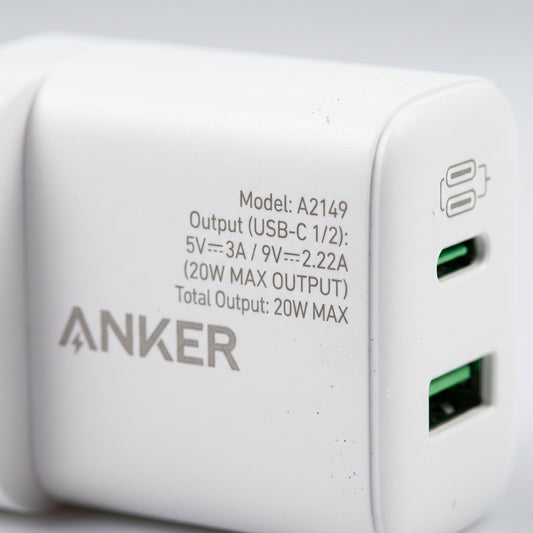 شاحن حائط Anker Select بقوة 20 واط ومنفذين مع كابل USB-C بطول 5 أقدام – USB-C و USB-A